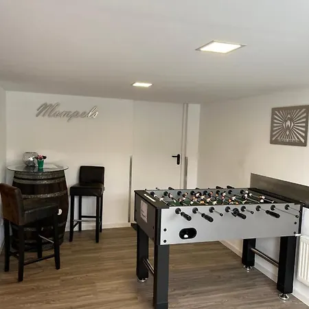 Mompels Feriehus *