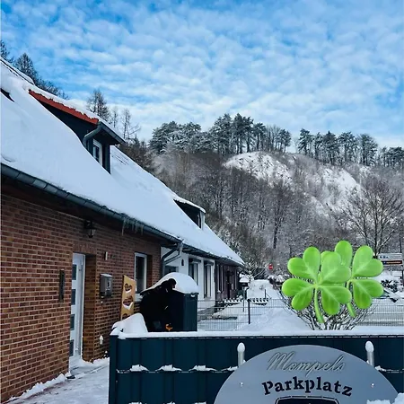 Semesterbostad Mompels *